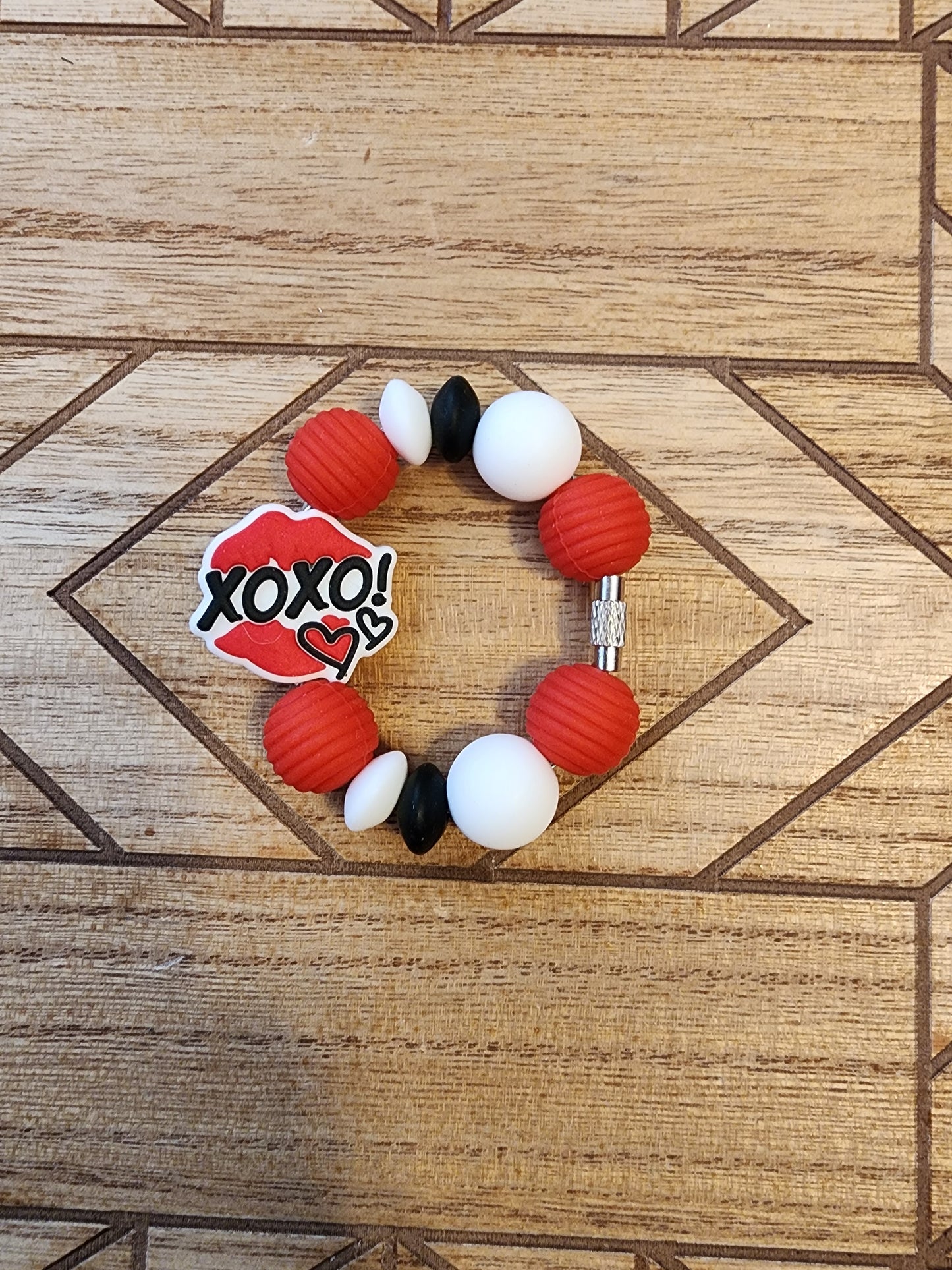 XOXO Valentines Cup Charm